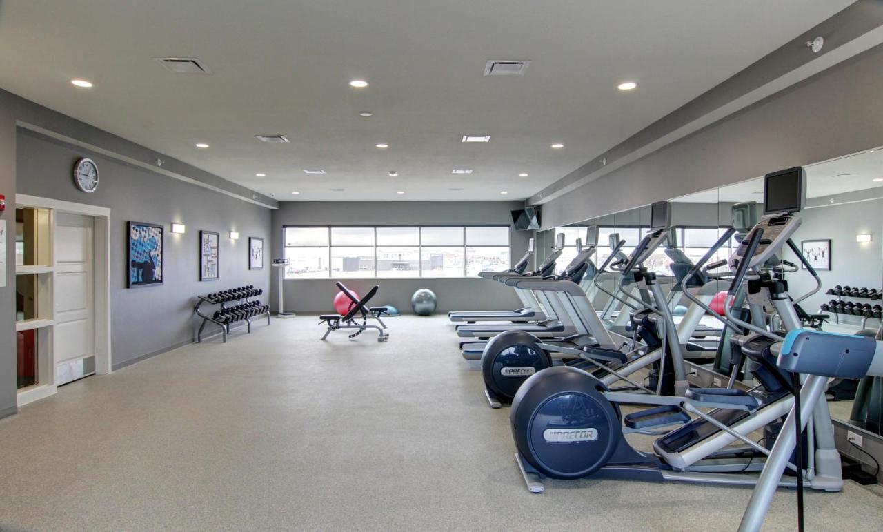 | Holiday Inn Express Fargo SW I94 Medical Center, an IHG Hotel