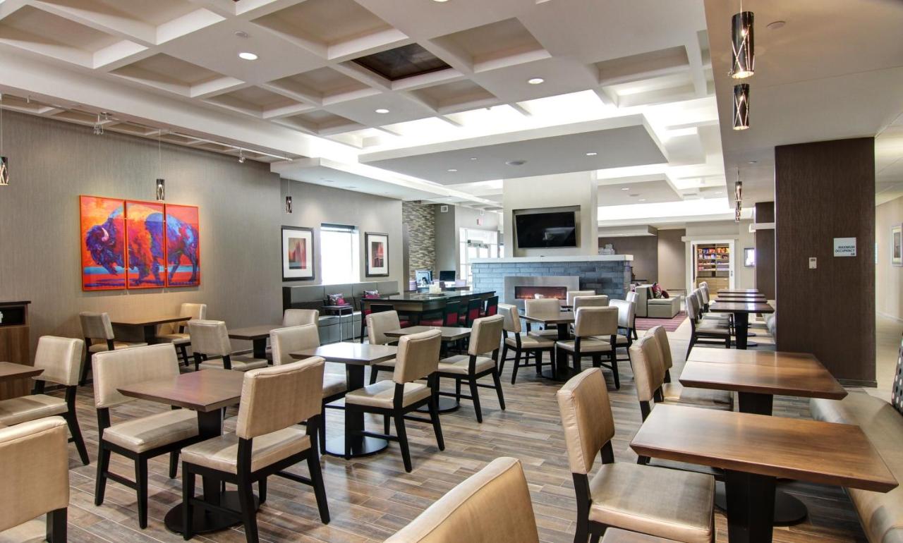 | Holiday Inn Express Fargo SW I94 Medical Center, an IHG Hotel