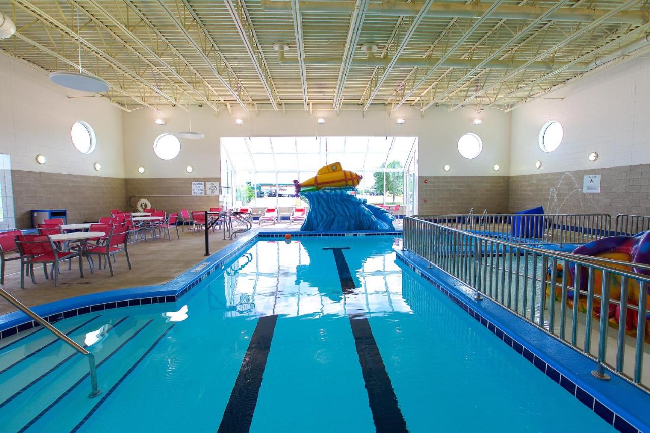 | Holiday Inn Express Fargo SW I94 Medical Center, an IHG Hotel