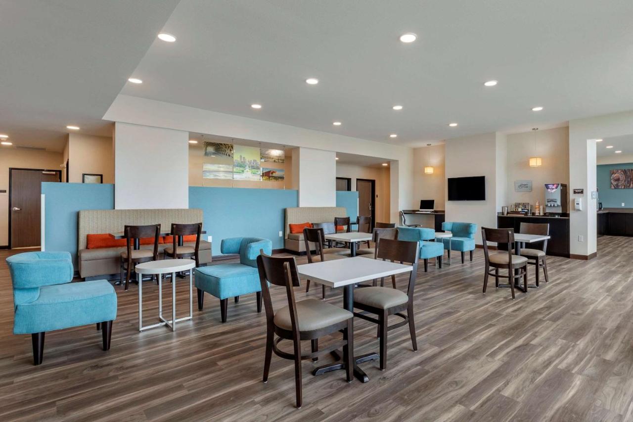 | MainStay Suites Waukee-West Des Moines