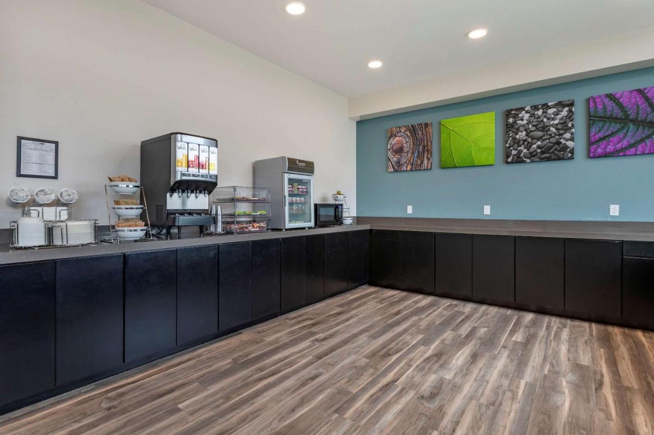 | MainStay Suites Waukee-West Des Moines