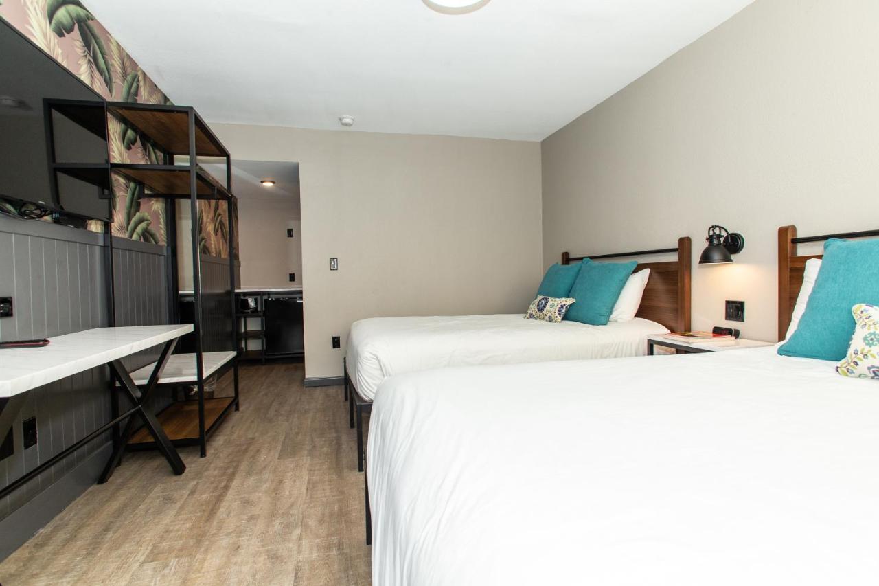 Standard Double Room at Magnolia Tree Hotel - Near Anaheim Convention Center
