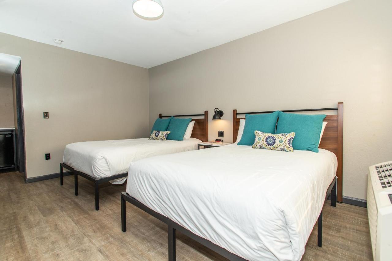 Standard Double Room at Magnolia Tree Hotel - Near Anaheim Convention Center
