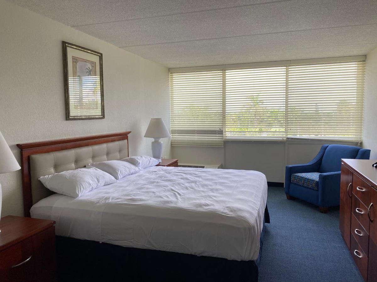  | Miami Gardens Inn & Suites