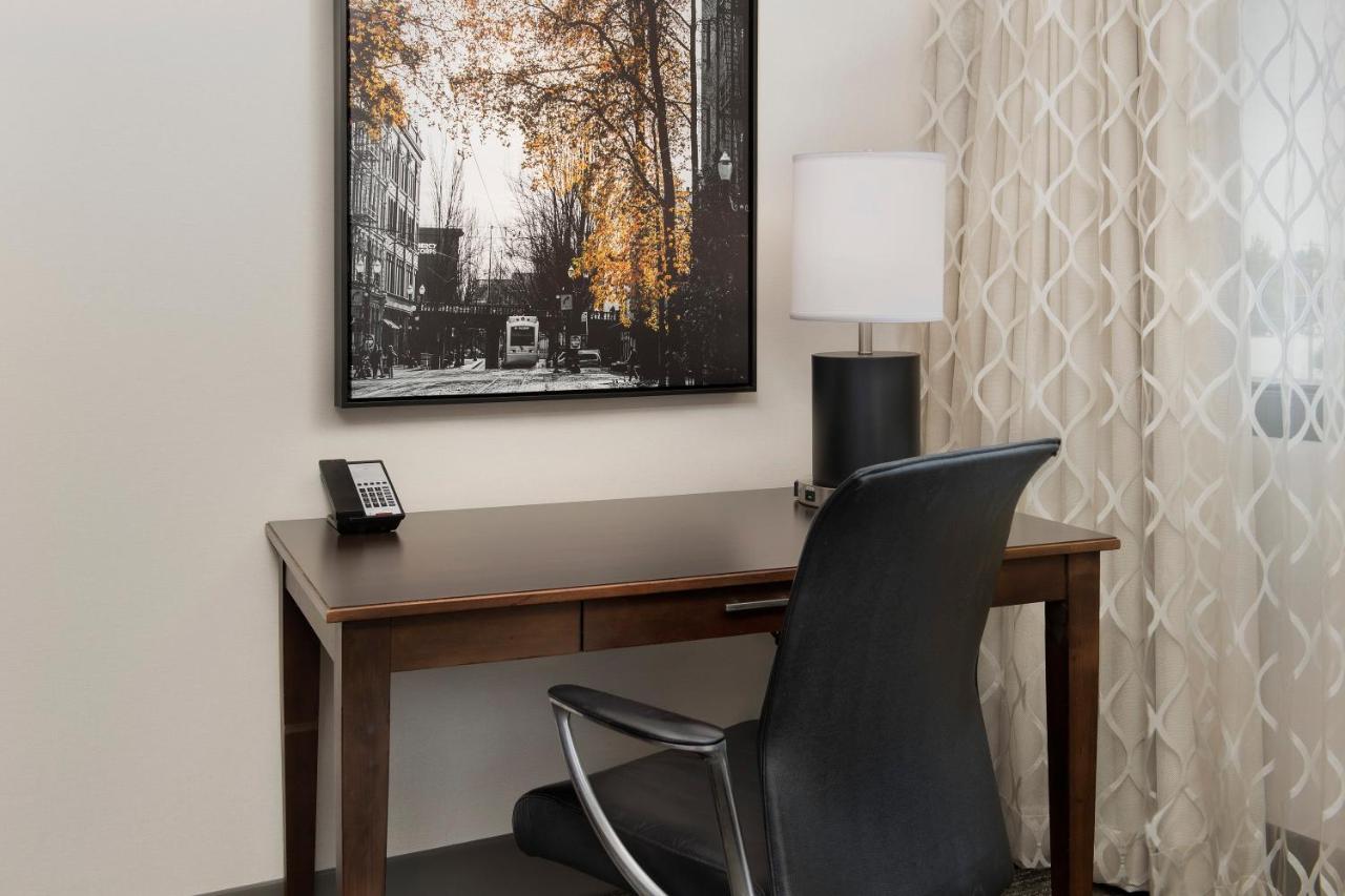 Executive Queen Room with Two Queen Beds at Crowne Plaza Portland Downtown Convention Center by IHG