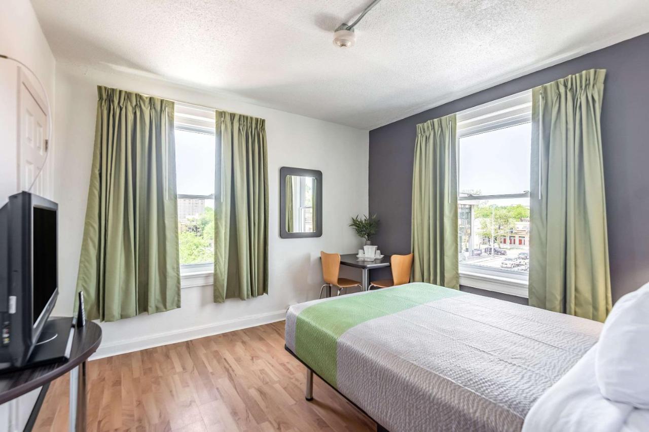 Queen Suite with Two Queen Beds - Non-Smoking at Quality Inn & Suites Kansas City Downtown