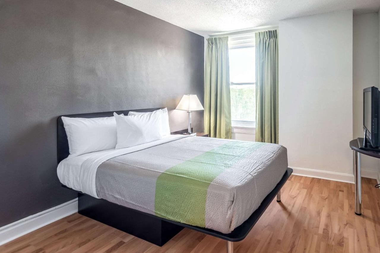 Efficiency Family Suite - Non-Smoking at Quality Inn & Suites Kansas City Downtown