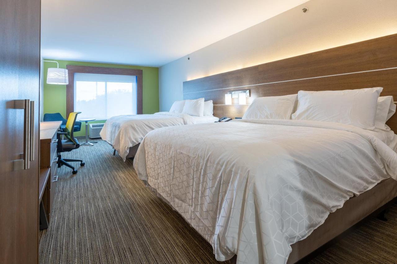 | Holiday Inn Express & Suites Arlington North – Stadium Area, an IHG Hotel