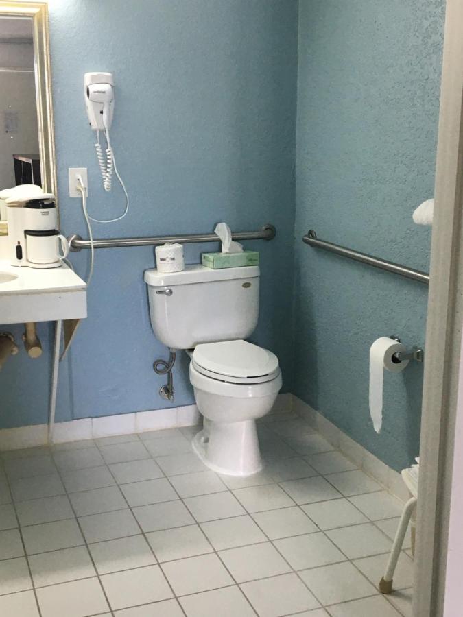 Standard Double Room - Mobility Access/Non-Smoking at Days Inn by Wyndham Stuart