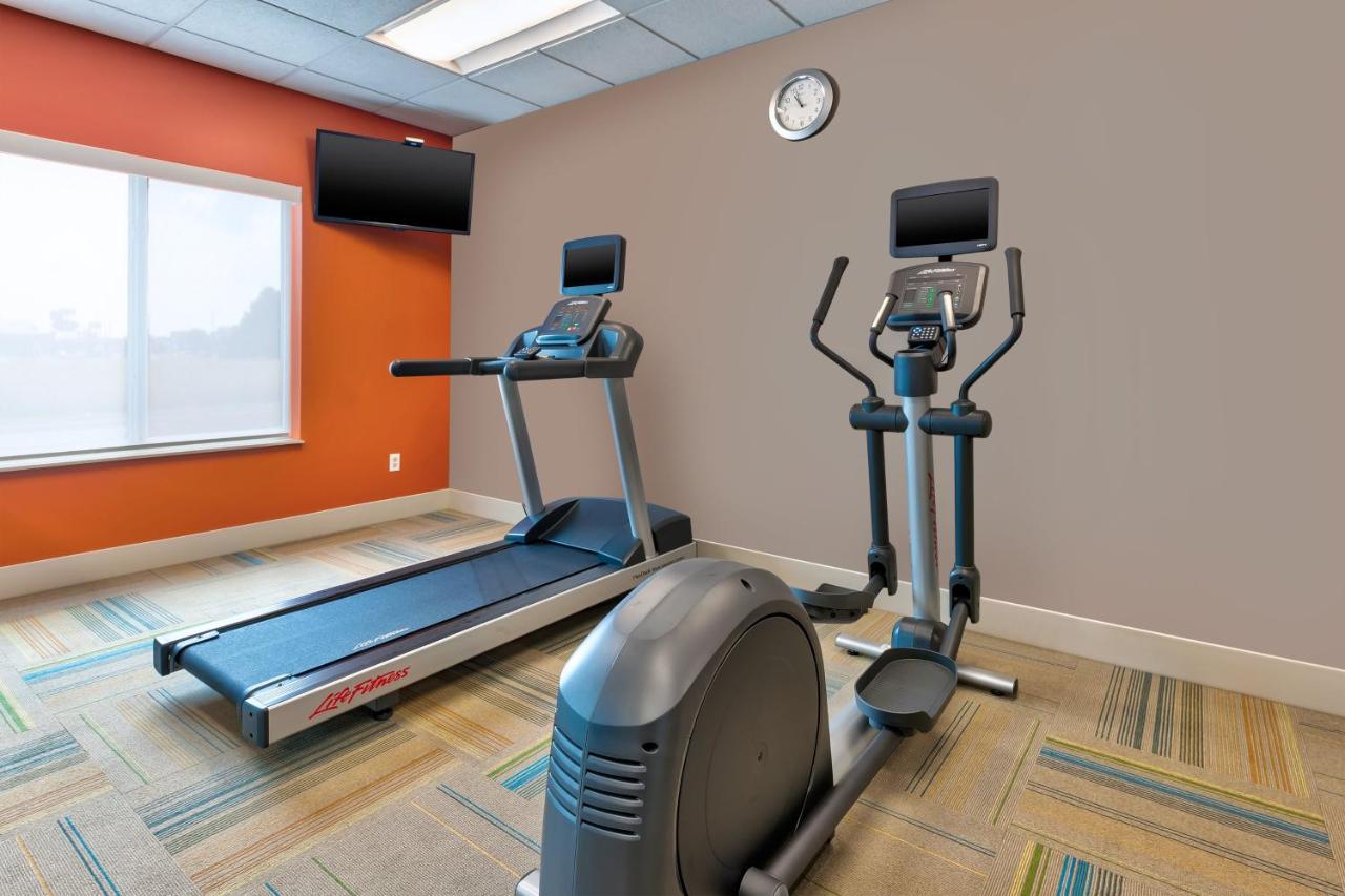  | Holiday Inn Express & Suites - Effingham, an IHG Hotel