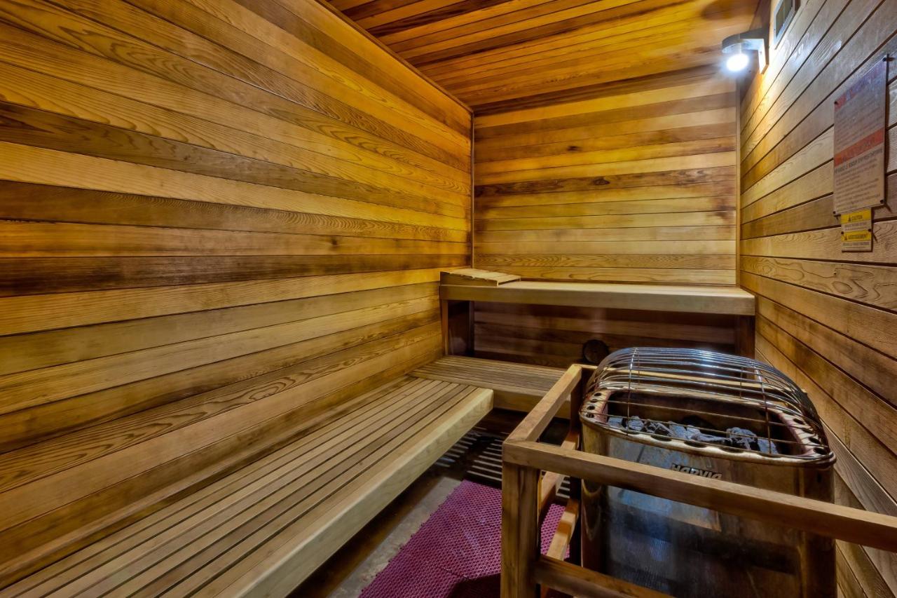  | Holiday Inn Express & Suites - Effingham, an IHG Hotel