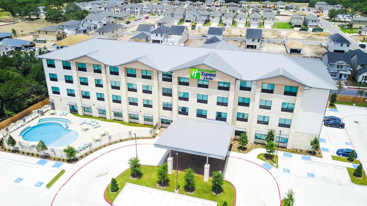 | Holiday Inn Express & Suites-Dripping Springs - Austin Area