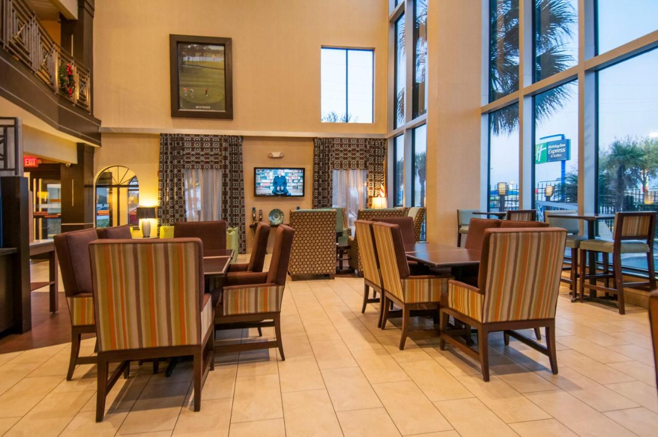  | Holiday Inn Express & Suites Houston North Intercontinental, an IHG Hotel