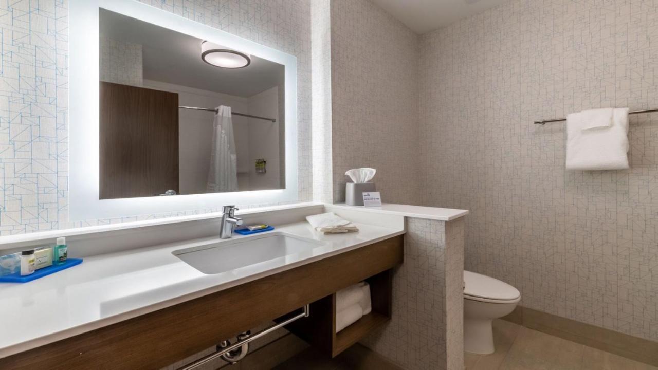 Room with Two Beds - Hearing Accessible - Non-Smoking at Holiday Inn Express & Suites Marion, an IHG Hotel
