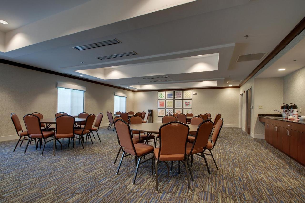 | Holiday Inn Express Hotel & Suites Middleboro Raynham, an IHG Hotel
