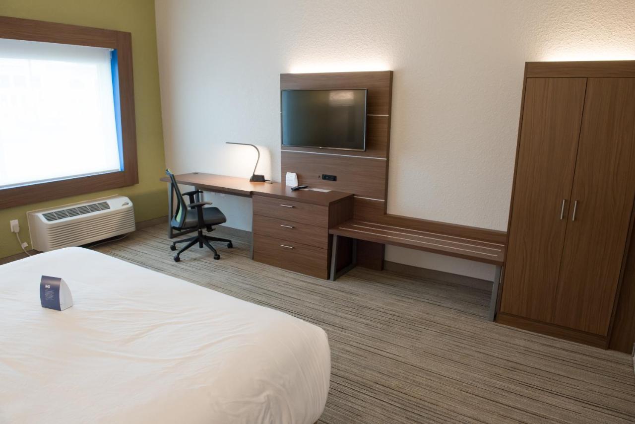 Queen Room with Two Queen Beds - Non-Smoking at Holiday Inn Express & Suites Mishawaka - South Bend by IHG