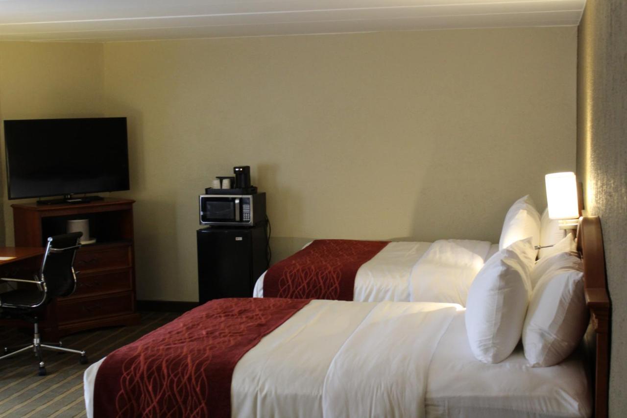 Queen Room with Two Queen Beds Upgrade - Accessible/Non-Smoking at Comfort Inn University Center