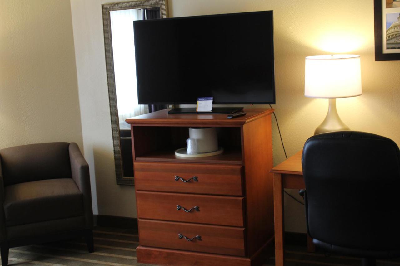Queen Room with Two Queen Beds Upgrade - Accessible/Non-Smoking at Comfort Inn University Center