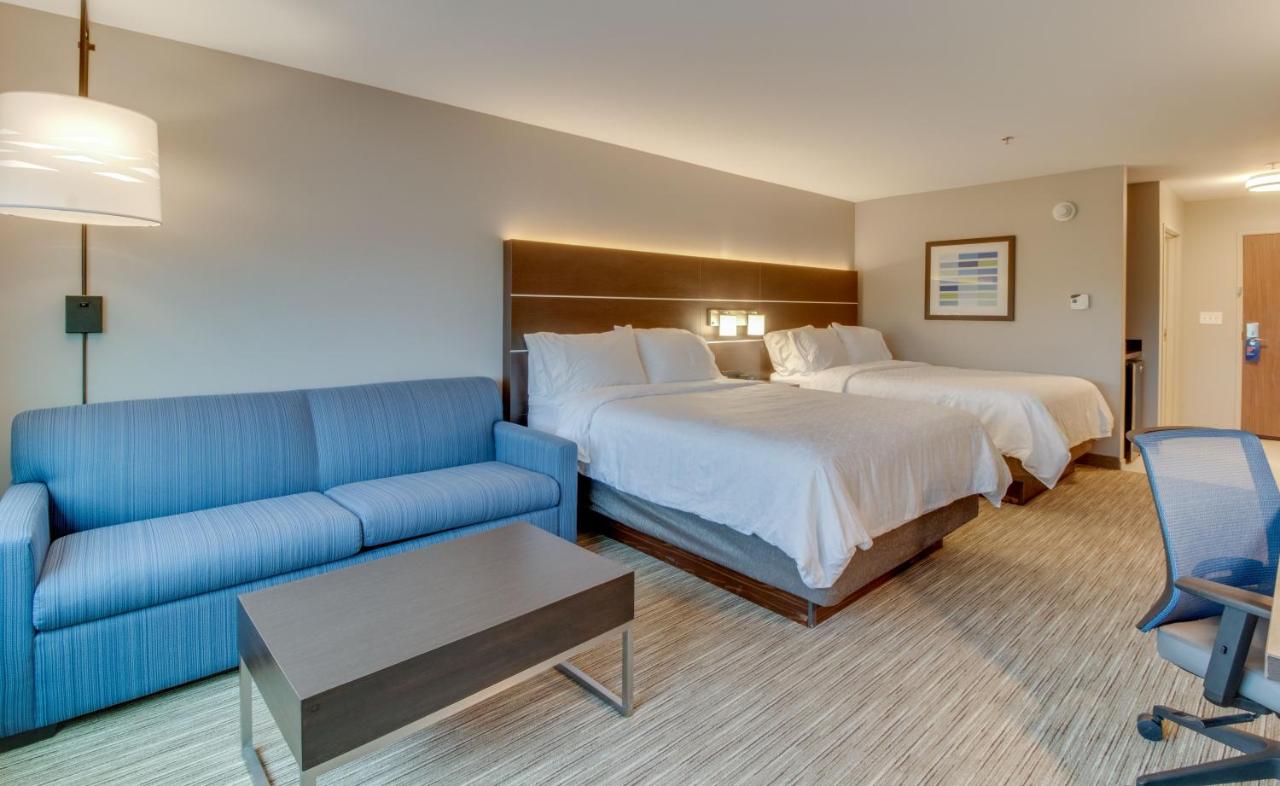 Suite with Two Beds - Non-Smoking at Holiday Inn Express & Suites Union City by IHG