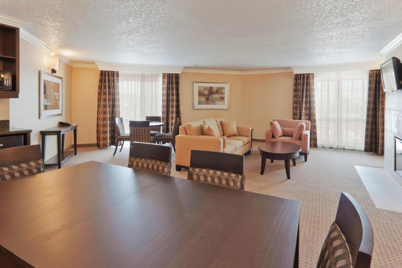  | Holiday Inn Hotel & Suites San Mateo-San Francisco SFO, an IHG Hotel