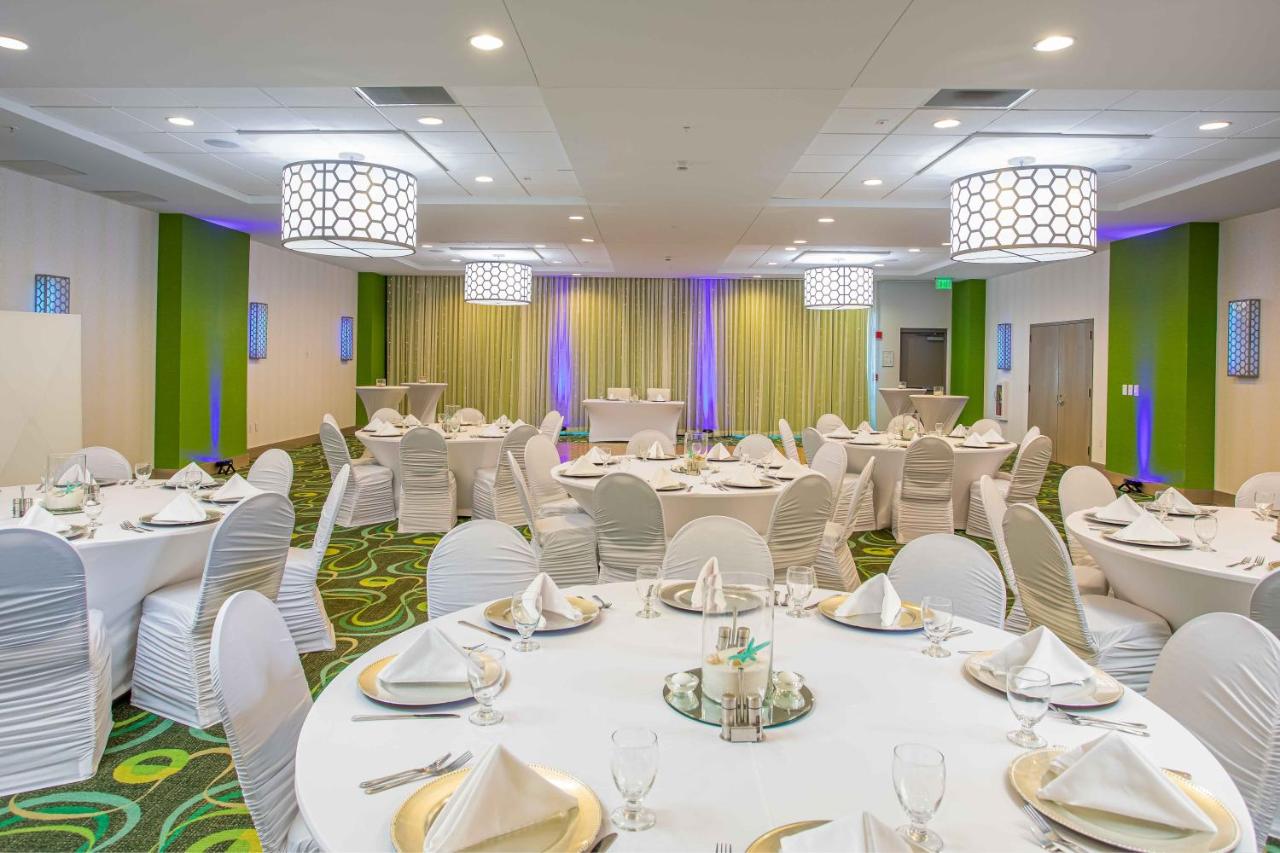 | Holiday Inn Resort Fort Walton Beach, an IHG Hotel