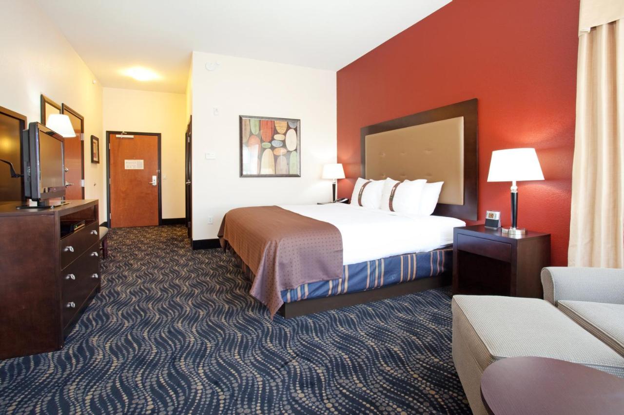  | Holiday Inn and Suites Grand Junction