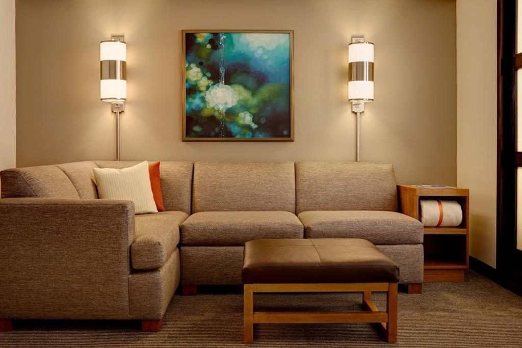 High Floor King, Sofabed at Hyatt Place Dublin/Pleasanton