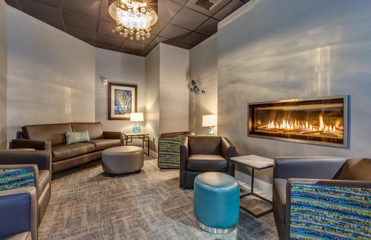 | Holiday Inn Bellingham, an IHG Hotel