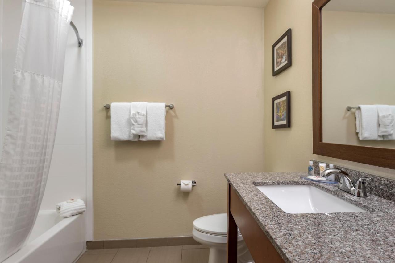 King Room with Sofabed - Non Smoking at Comfort Inn & Suites Pueblo