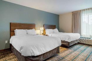 Efficiency Queen Suite with Two Queen Beds - Accessible/Non-Smoking at MainStay Suites Newnan Atlanta South