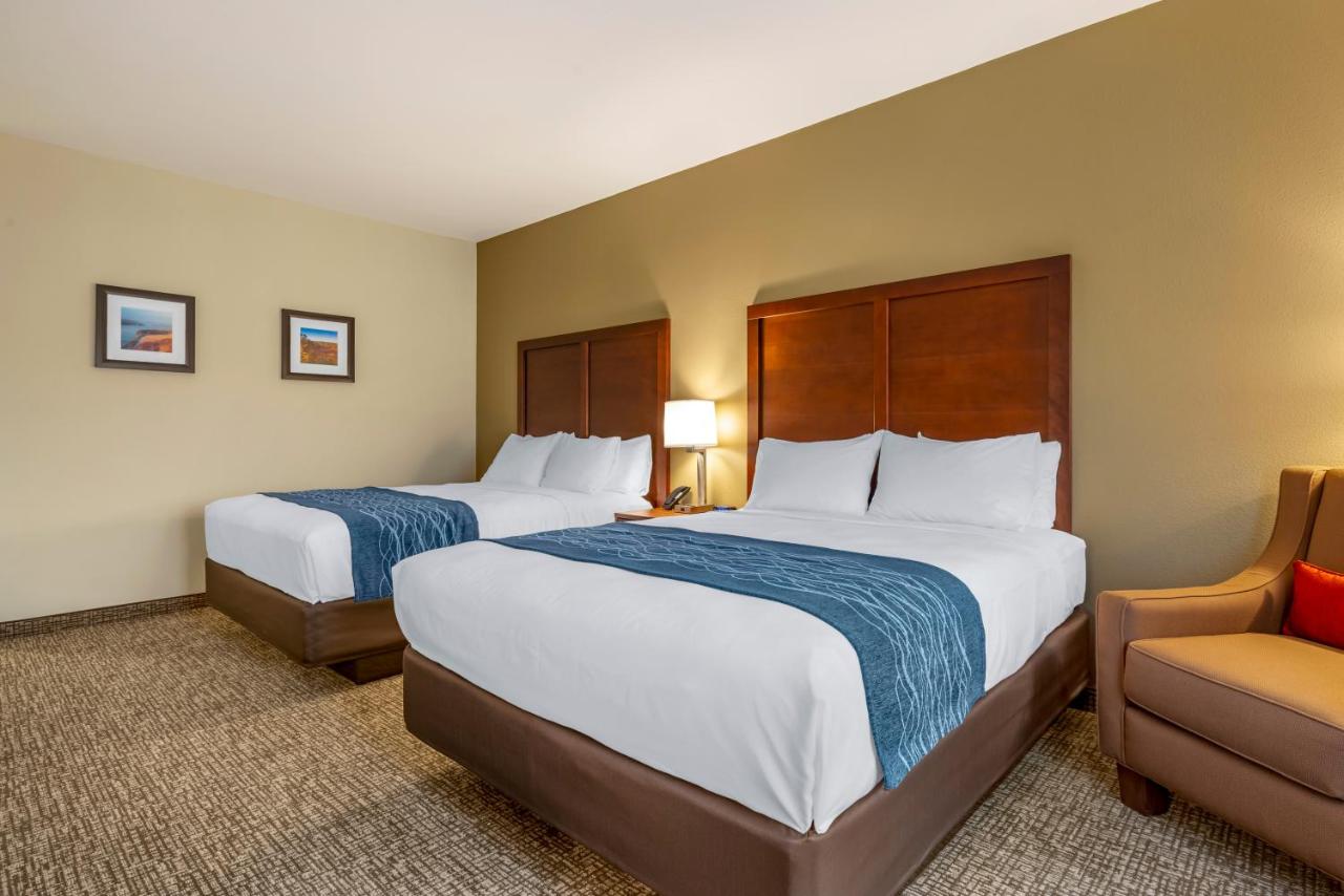 | Comfort Inn