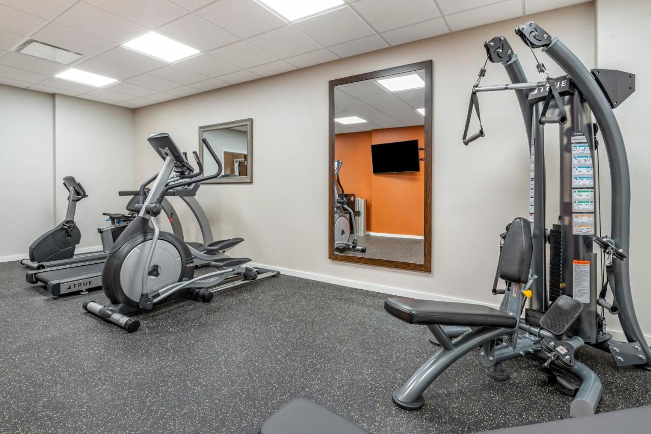 | Comfort Inn