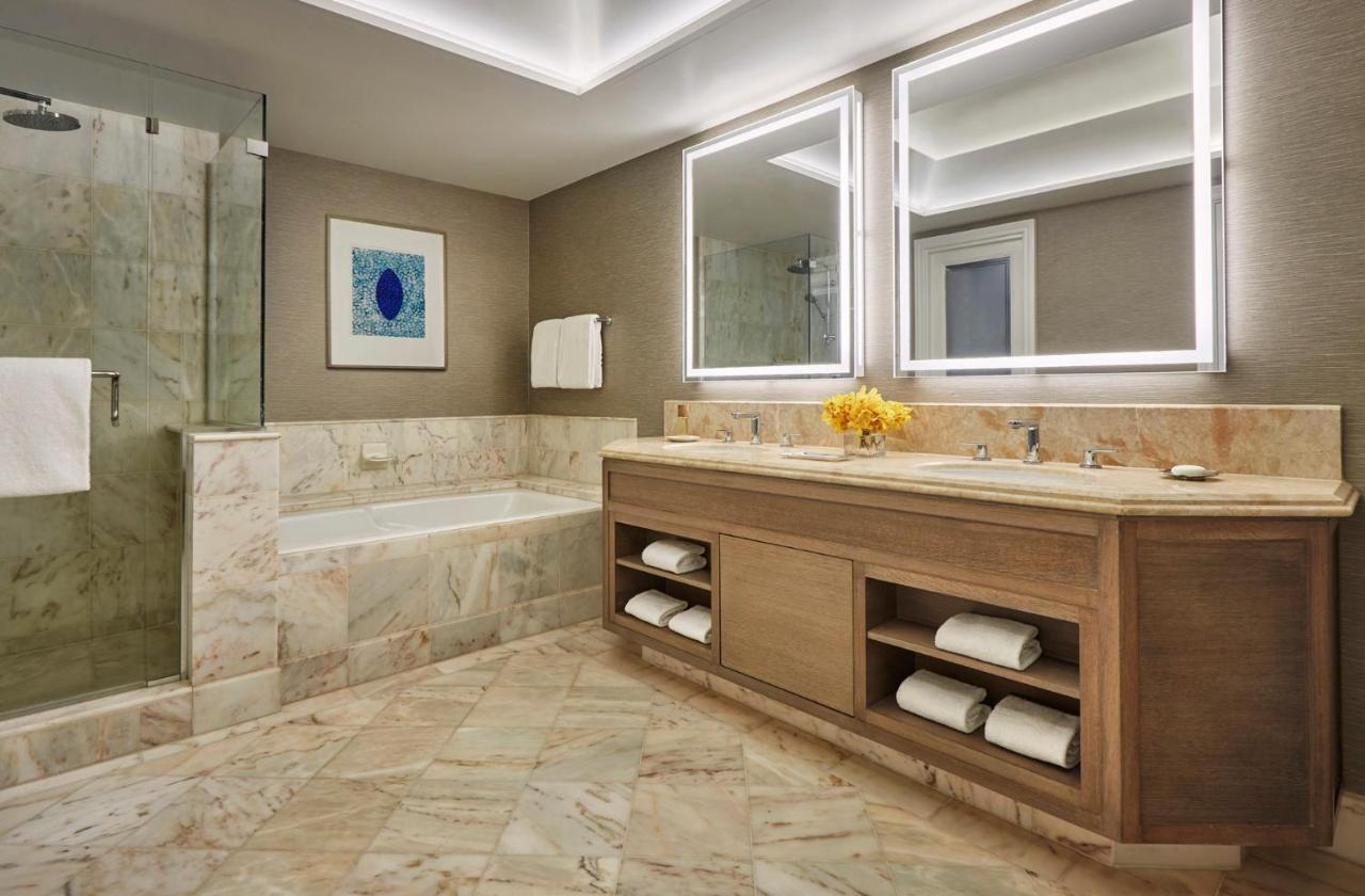 Club Ocean View Room with Two Queen Beds at Four Seasons Resort Maui at Wailea