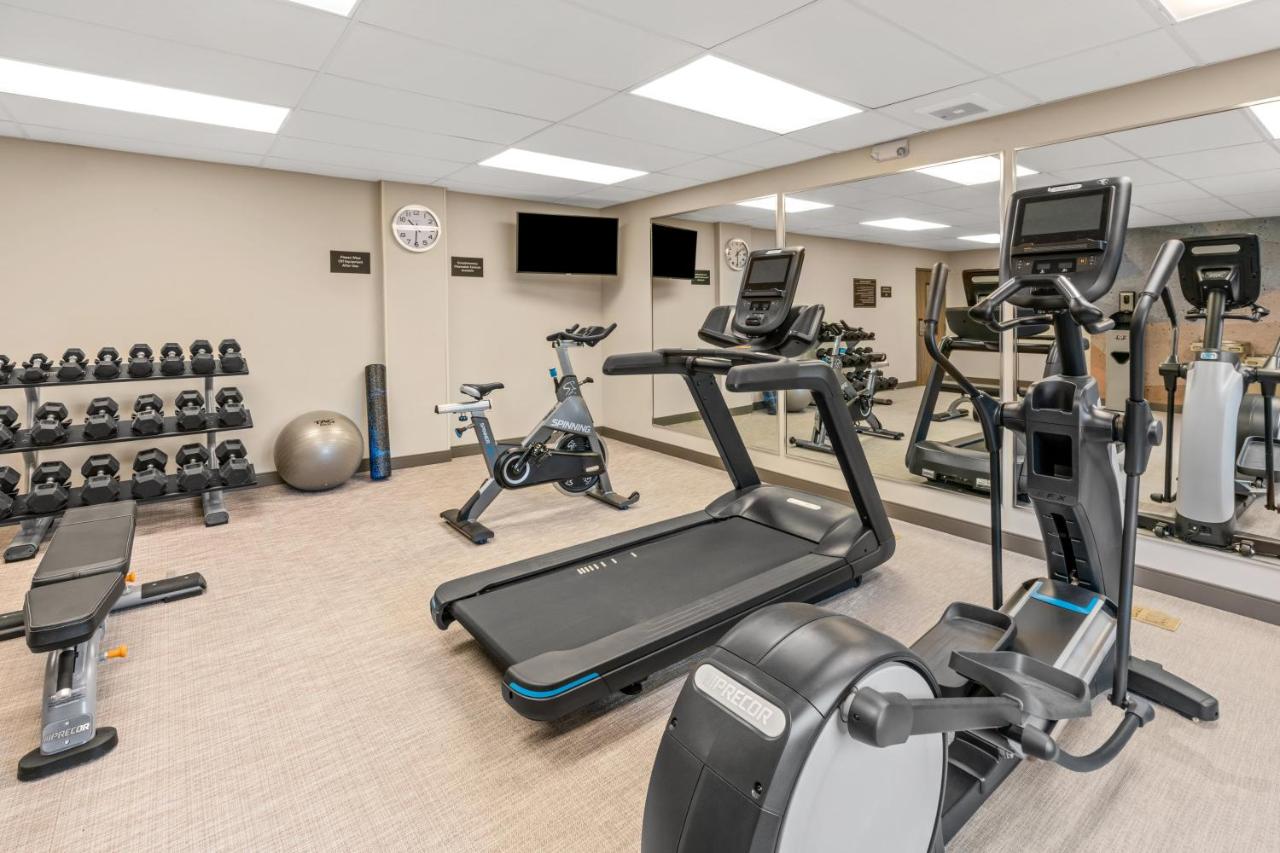 | Candlewood Suites Sumner Puyallup Area, an IHG Hotel