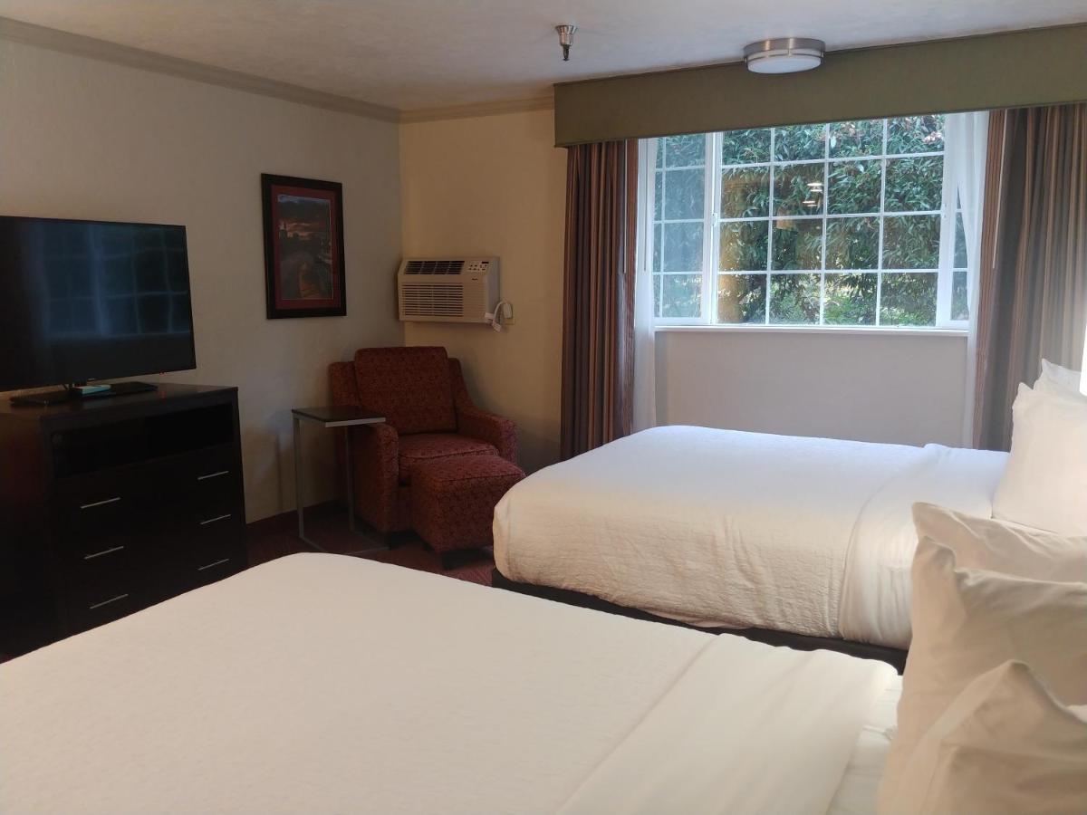 Queen Room with Two Queen Beds at Best Western Plus Parkway Inn