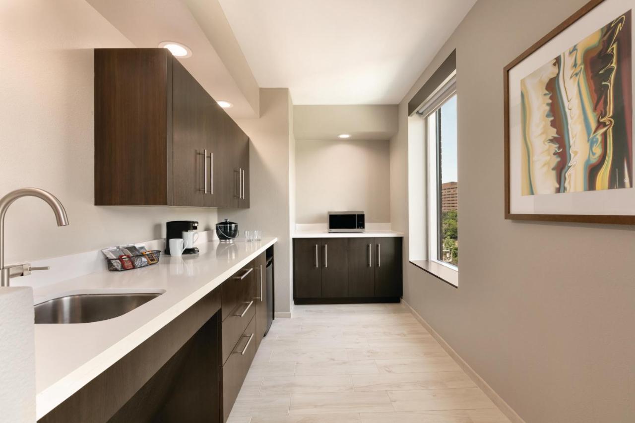 King Suite Ada With Shower at Hyatt Place Fort Lee / George Washington Bridge