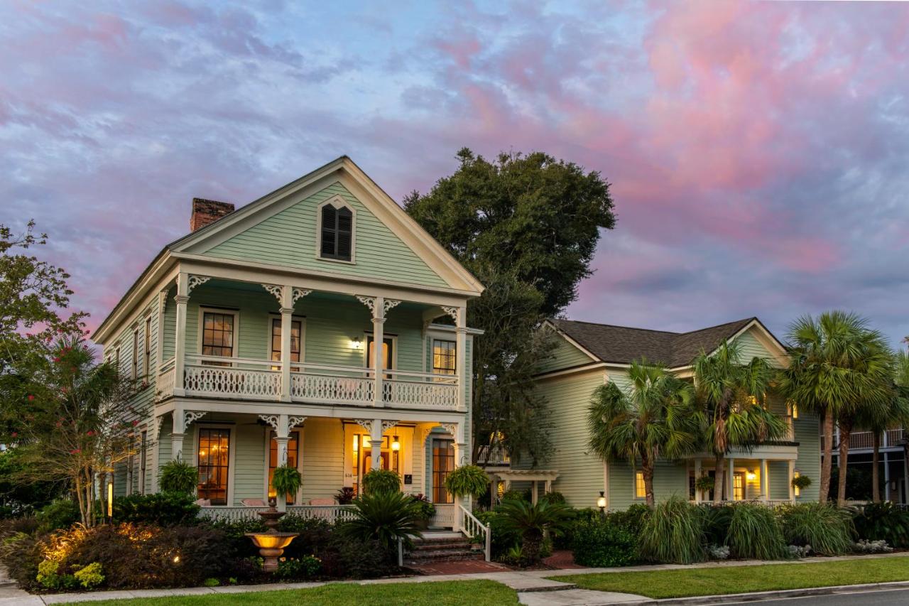 | The Addison on Amelia