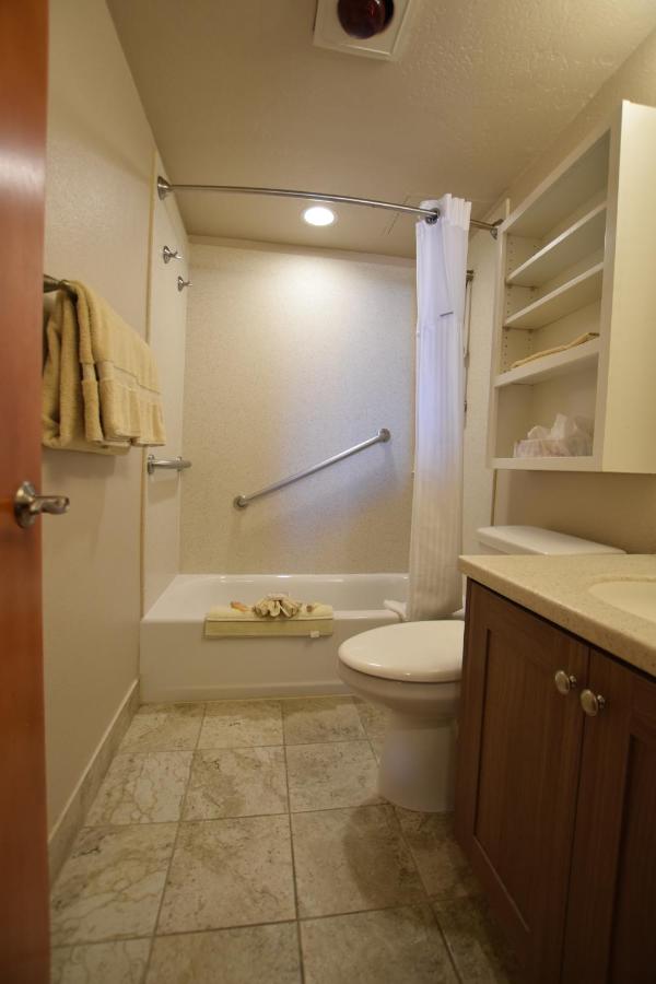 One-Bedroom Suite at Laguna Surf