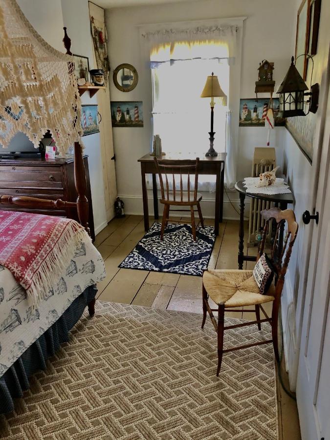 | The Bella Ella Bed and Breakfast