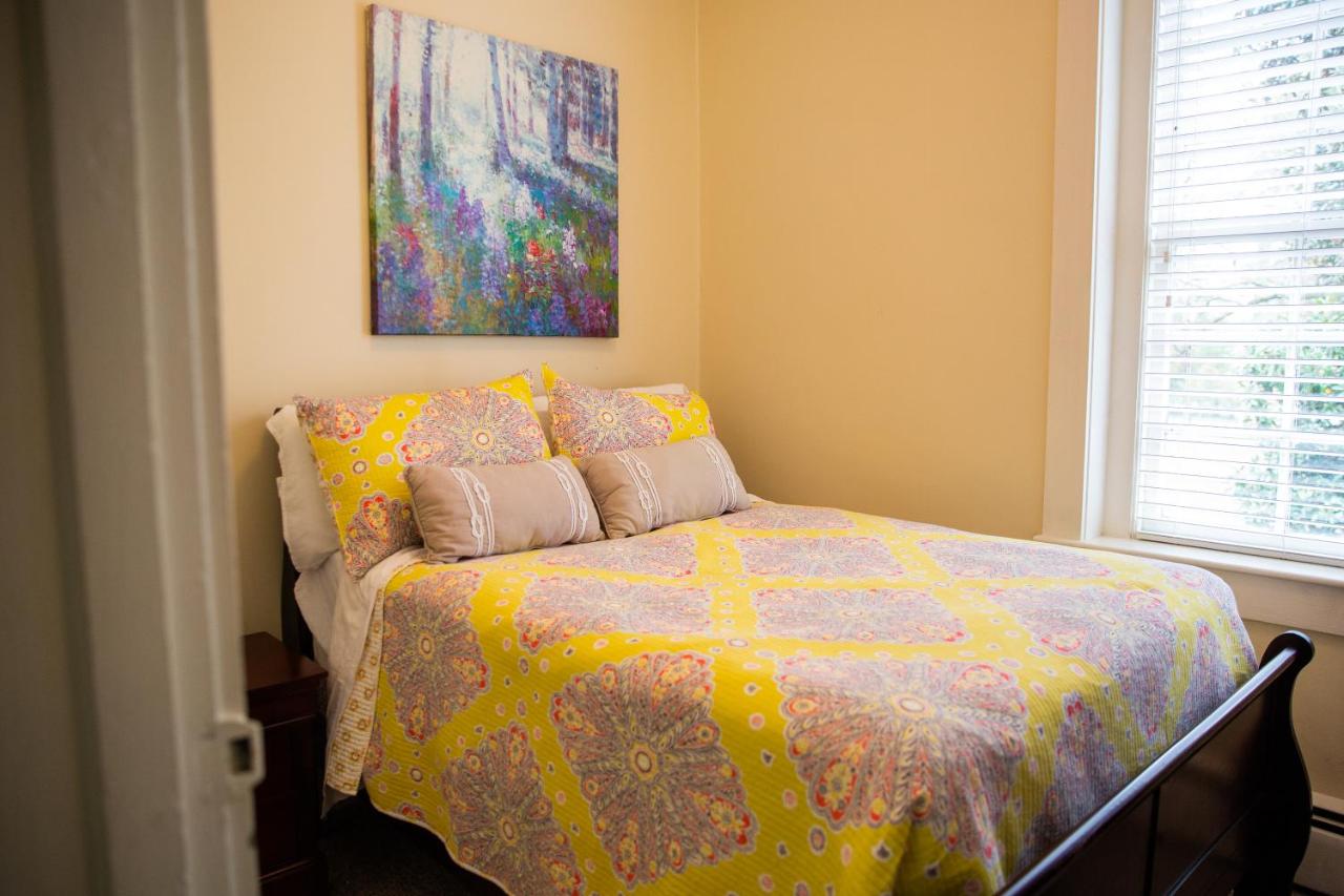 | Providence Manor House Bed & Breakfast