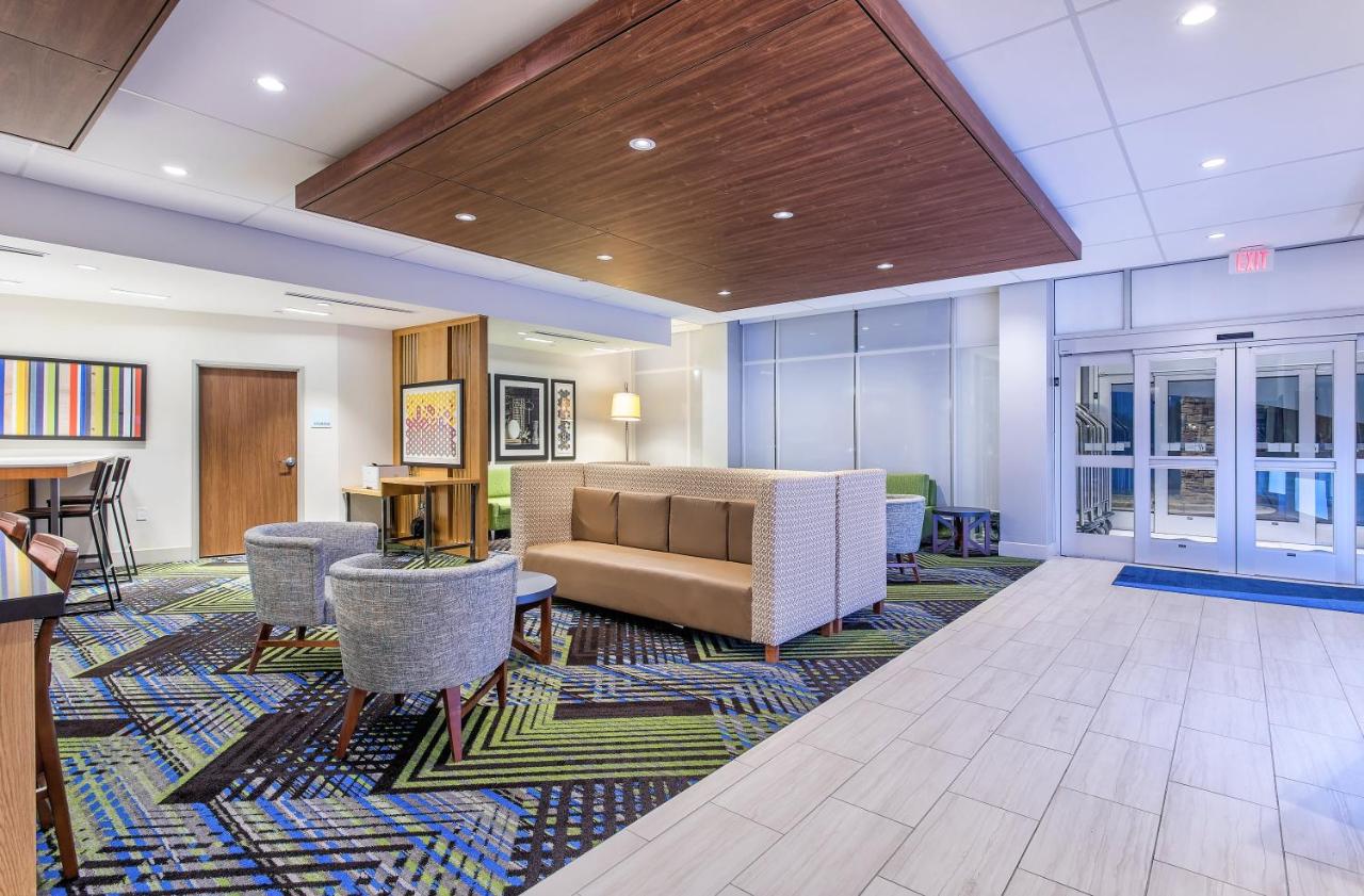 | Holiday Inn Express And Suites La Grange