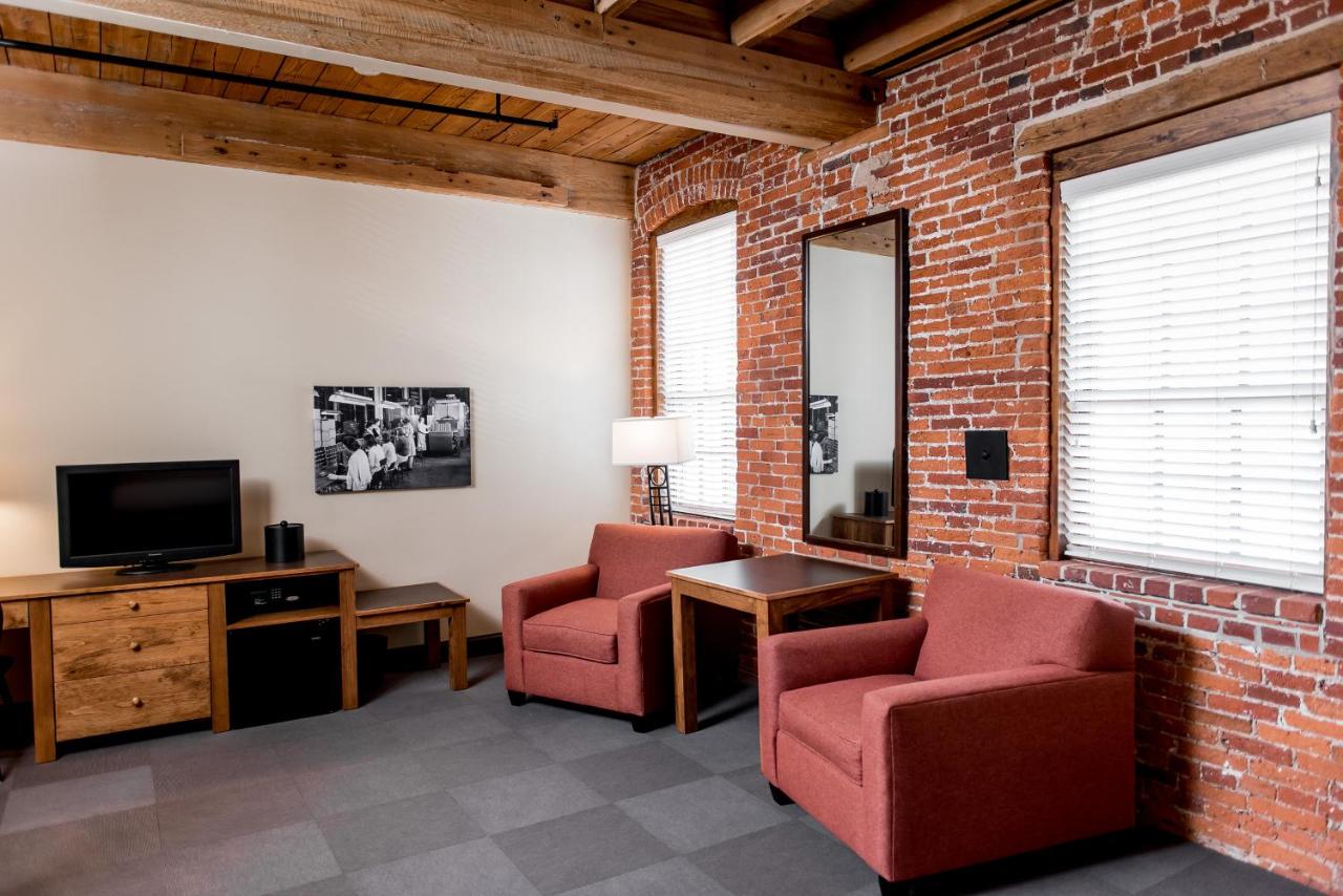 Executive Suite at Cork Factory Hotel Lancaster