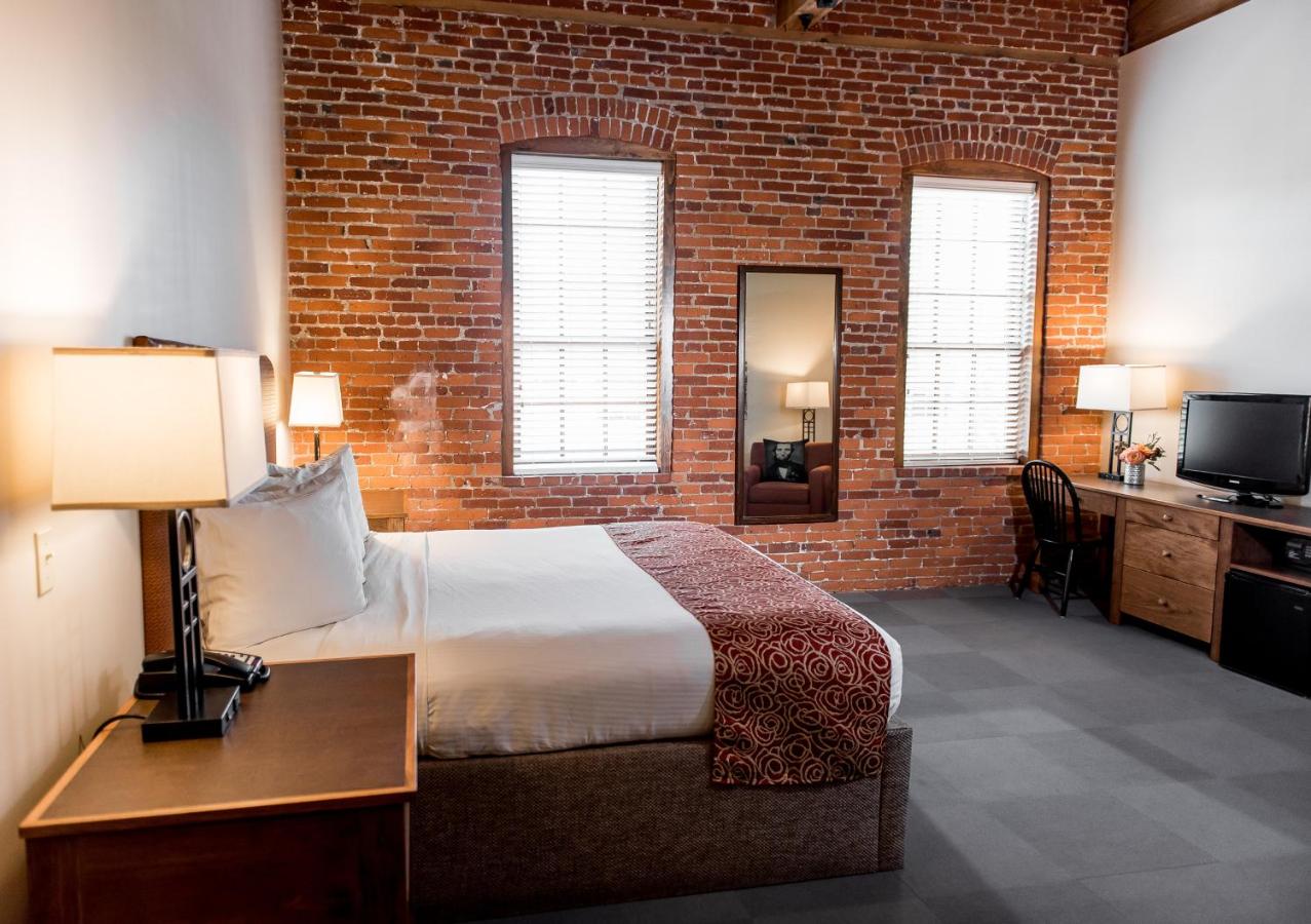King Room at Cork Factory Hotel Lancaster