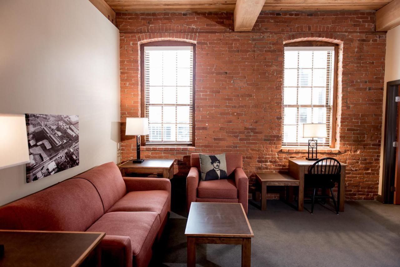 Executive Suite at Cork Factory Hotel Lancaster
