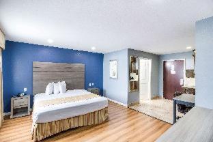 Room #53413221 at Rodeway Inn & Suites Port Arthur - Groves