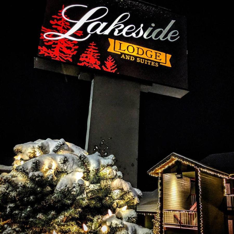 | Lakeside Lodge and Suites