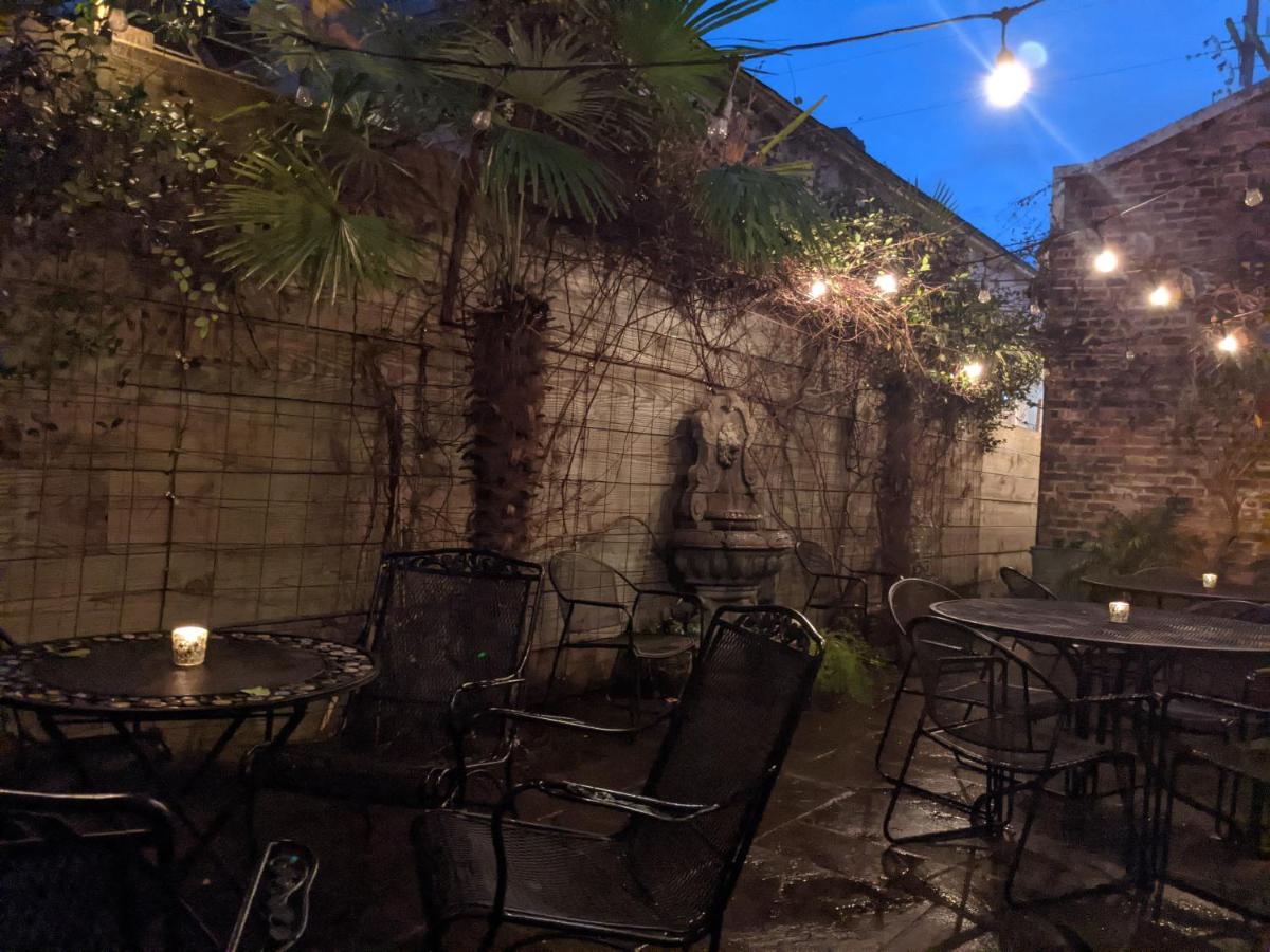  | Balcony Guest House