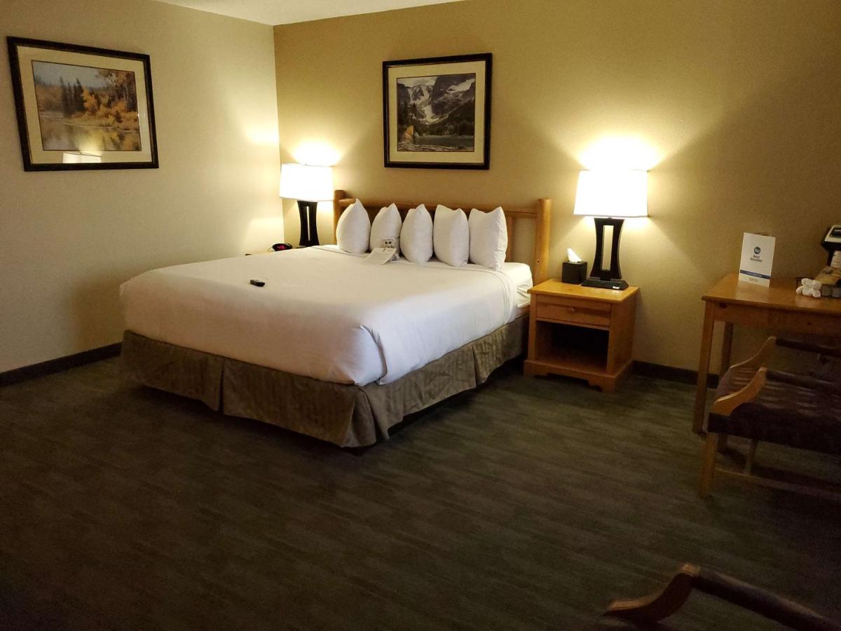 King Room with Balcony at Best Western Sheridan Center