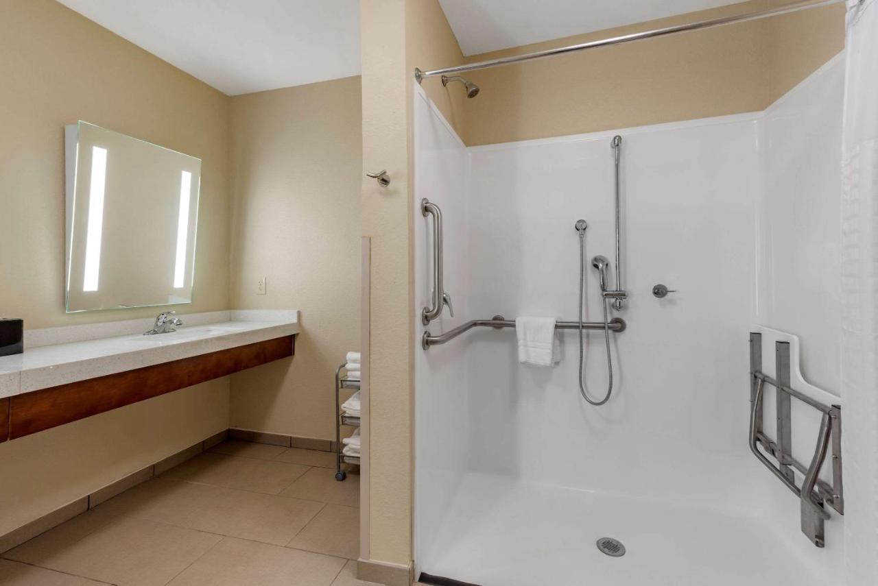 Suite with Two Queen Beds - Accessible/Non-Smoking at Comfort Suites Dry Ridge