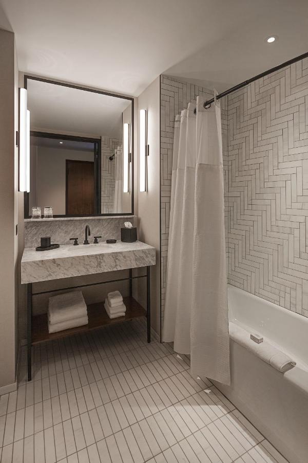 Two Queen Guestroom at Hotel Haya